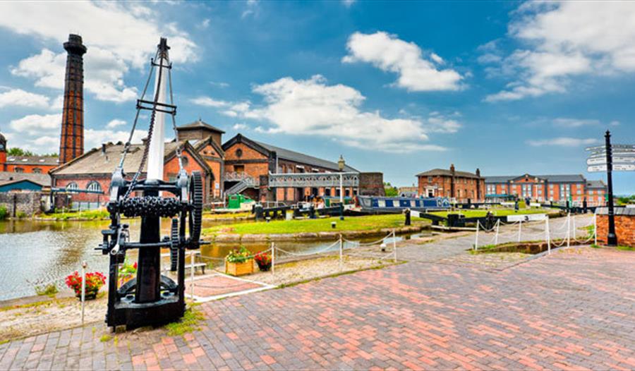 national waterways museum ellesmere port - ellesmere port vauxhall